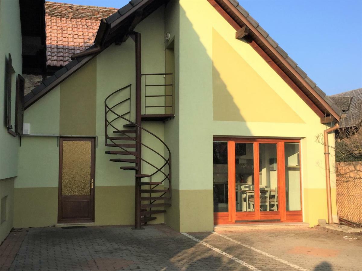 Le Cigogneau-Studio Alcove Au Calme Sainte-Croix-en-Plaine Exterior foto